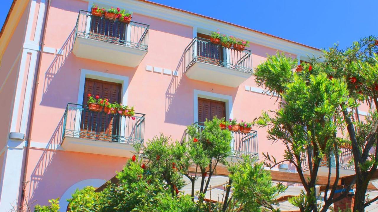 Hotel Pisacane Sapri Exterior photo